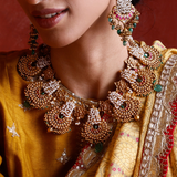 Regal Emerald Gold Necklace