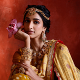 Regal Emerald Gold Necklace